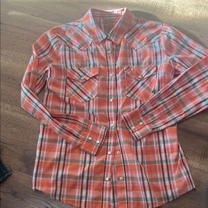 Wrangler Women’s Orange Plaid Shirt Western style